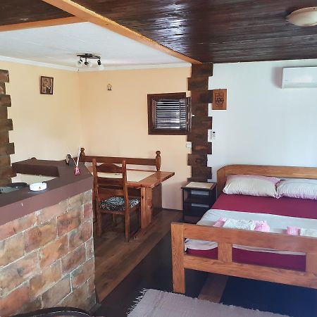 Apartmani Jankovic Врдник Экстерьер фото