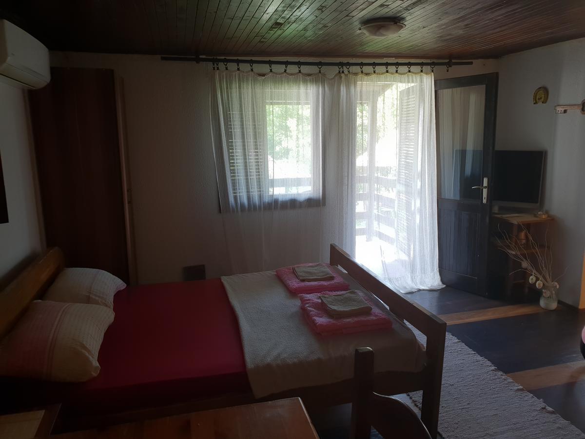 Apartmani Jankovic Врдник Экстерьер фото