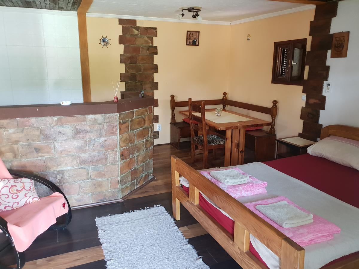 Apartmani Jankovic Врдник Экстерьер фото