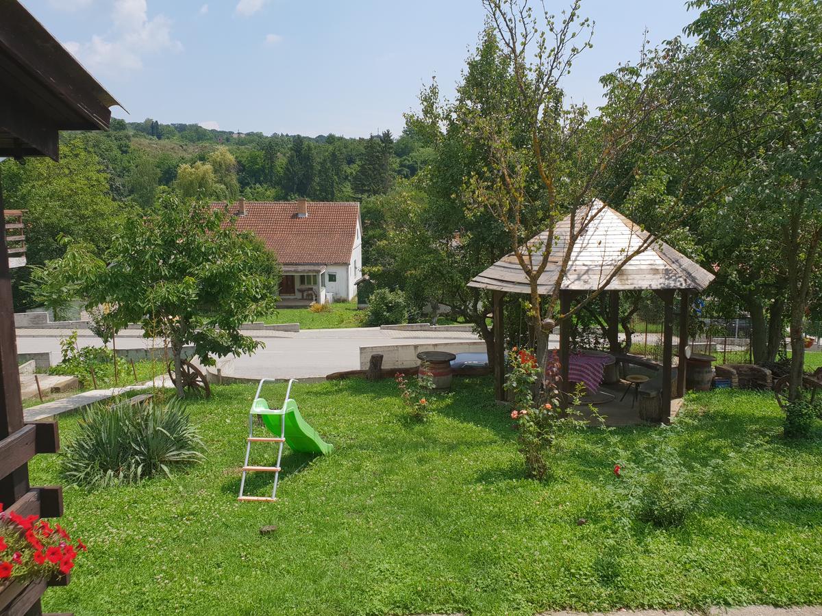 Apartmani Jankovic Врдник Экстерьер фото